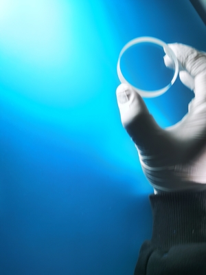 Tabung Kaca Safir Monokristalin Al2O3 Lensa Optik Bantalan Bola Dipoles Transparan
