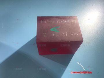 Warna Merah Titanium Doped Sapphire Doped Sapphire Lensa Kristal Tunggal Untuk Perangkat Laser