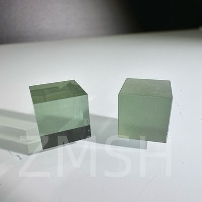 Pertanian buatan Berwarna Doped Sapphire AL2O3 Metode CZ Disesuaikan Ruby Blue Padparadscha