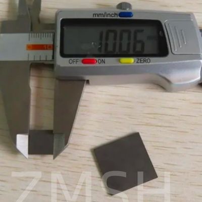 5×5mm 10×10mm SiC Wafer 4H-P 6H-P 3C-N tipe Produksi Berkualitas Penelitian Berkualitas Dummy