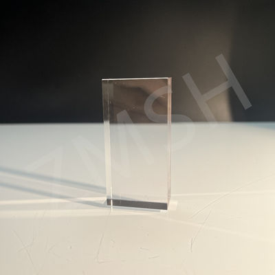 Sapphire Prism Al2O3 Ky Metode Laser & Komunikasi Optik Spesifikasi yang dapat disesuaikan