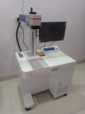 Mesin Penandaan Laser UV 355nm 3W/5W/10W Daya Opsional ± 0,01mm Akurasi