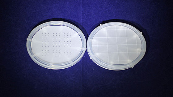 Transmisi Tinggi TGV Sapphire Substrate Konduktif Aerospace Automotive AR VR