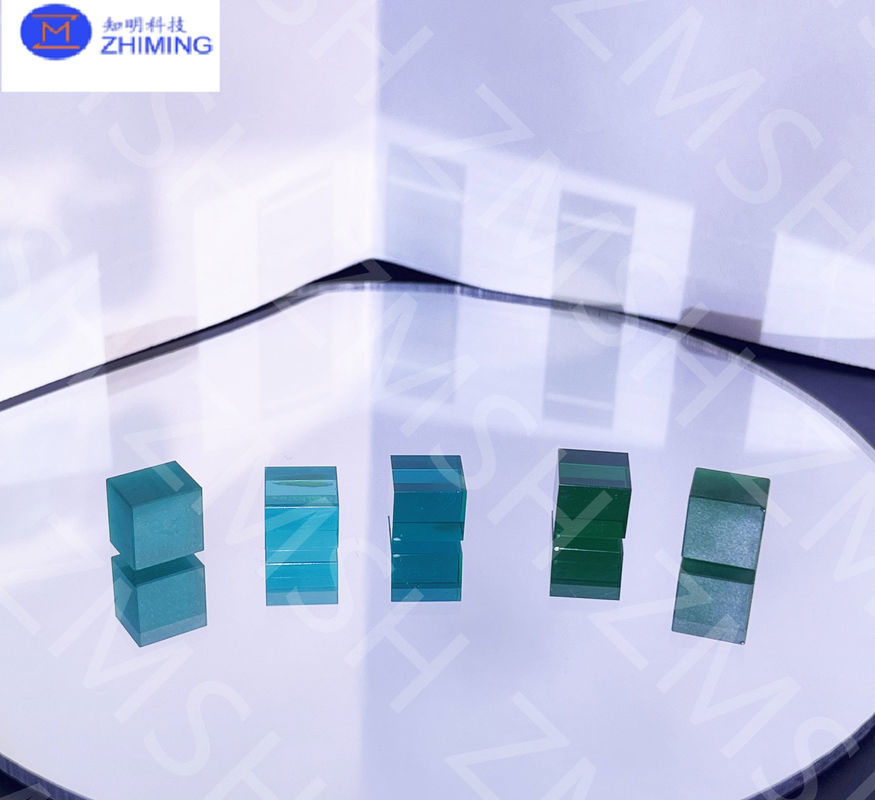 Sapphire Gemstone Bahan baku Laboratorium Made Olive Green Soft Mint Green Emerald Green Untuk Perhiasan