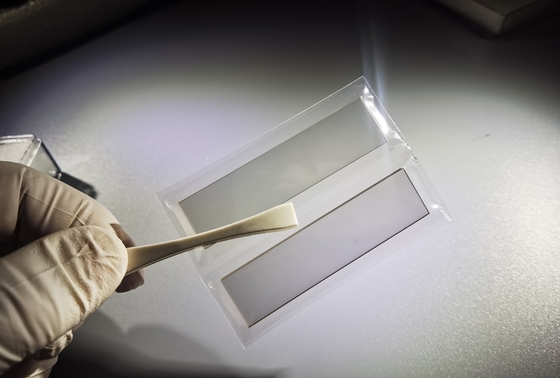 Harga yang pantas Disesuaikan SIC Silicon Carbide Wafer Potongan Jendela Kristal Tunggal 60 X 10 X 0.5mm on line