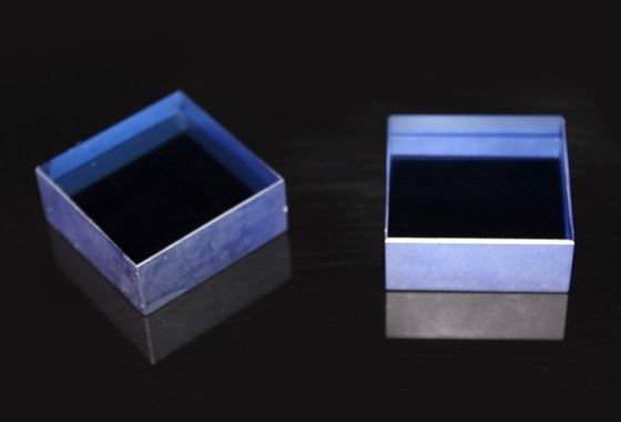 Harga yang pantas Blok Safir Merah Hijau Biru 10x10mm, Blok Kristal Safir Buatan yang Didoping on line